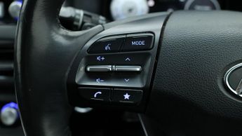 Hyundai KONA PREMIUM