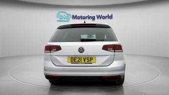 Volkswagen Passat SEL TSI EVO DSG