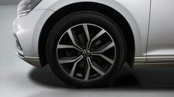 Volkswagen Passat SEL TSI EVO DSG
