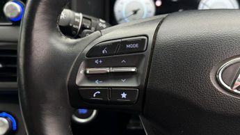 Hyundai KONA PREMIUM