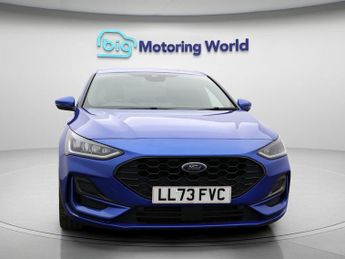 Ford Focus ST-LINE X