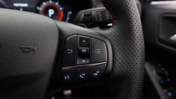 Ford Focus ST-LINE X