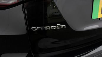 Citroen e-C4 SHINE PLUS