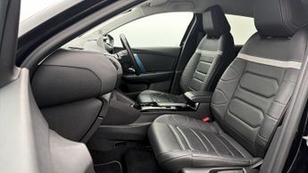 Citroen e-C4 SHINE PLUS