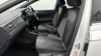 Volkswagen Taigo R-LINE TSI DSG