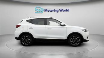 MG MG ZS EXCLUSIVE T-GDI