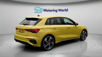 Audi A3 SPORTBACK TFSI S LINE EDITION 1