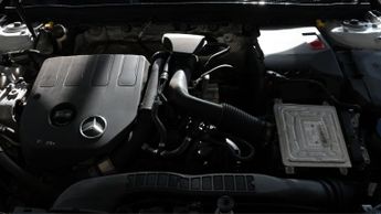 Mercedes-Benz CLA CLA 200 AMG LINE