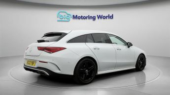 Mercedes-Benz CLA CLA 200 AMG LINE