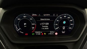 Audi Q4 e-tron S LINE