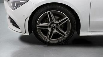 Mercedes-Benz CLA CLA 180 AMG LINE