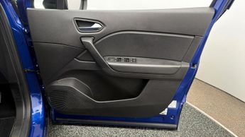 Renault Captur EVOLUTION E-TECH