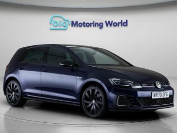 Volkswagen Golf GTE ADVANCE DSG