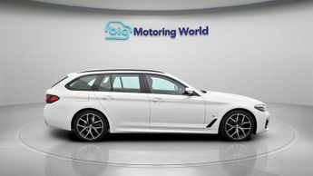 BMW 5 Series 520D M SPORT TOURING