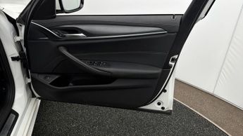 BMW 5 Series 520D M SPORT TOURING