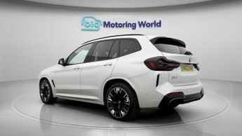 BMW iX3 M SPORT PRO