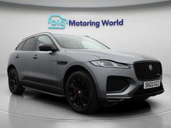 Jaguar F-Pace R-DYNAMIC BLACK