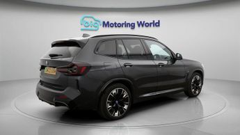 BMW iX3 M SPORT PRO