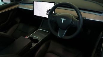 Tesla Model 3 MODEL 3