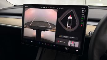 Tesla Model Y BASE