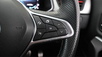 Renault Captur RS LINE E-TECH