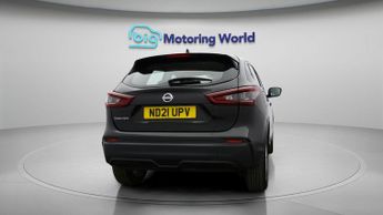 Nissan Qashqai DIG-T ACENTA PREMIUM DCT