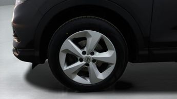 Nissan Qashqai DIG-T ACENTA PREMIUM DCT