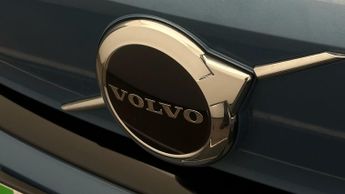 Volvo XC40 RECHARGE PLUS