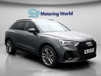 Audi Q3 TFSI S LINE BLACK EDITION