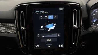 Volvo XC40 RECHARGE T5 R-DESIGN