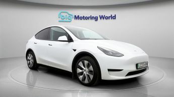 Tesla Model Y BASE