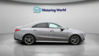 Mercedes-Benz CLA CLA 200 AMG LINE
