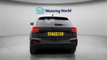 Audi Q2 TFSI S LINE BLACK EDITION