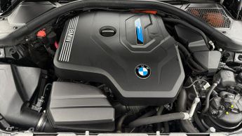 BMW 3 Series 330E M SPORT