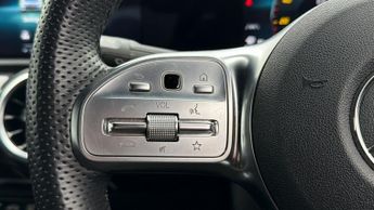 Mercedes-Benz CLA CLA 200 AMG LINE