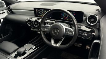 Mercedes-Benz CLA CLA 200 AMG LINE