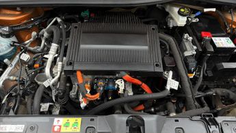 Peugeot E-2008 GT