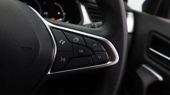 Renault Captur TECHNO E-TECH