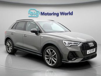 Audi Q3 TFSI S LINE BLACK EDITION