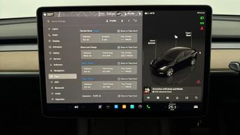 Tesla Model Y LONG RANGE AWD
