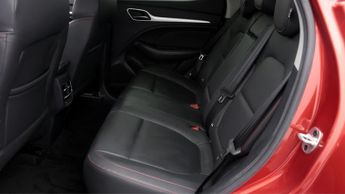 MG MG ZS TROPHY CONNECT