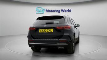 Mercedes-Benz GLA GLA 250 E AMG LINE