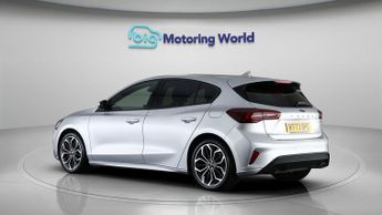 Ford Focus ST-LINE X