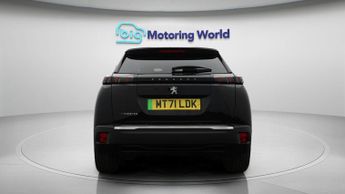 Peugeot E-2008 ALLURE PREMIUM