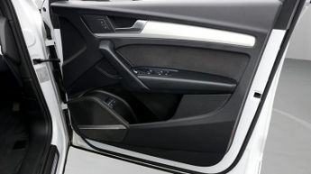 Audi Q5 TFSI E S LINE QUATTRO