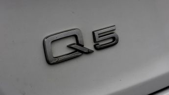 Audi Q5 TFSI E S LINE QUATTRO