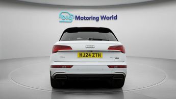 Audi Q5 TFSI E S LINE QUATTRO