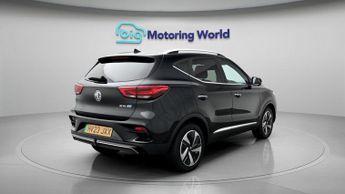 MG MG ZS TROPHY CONNECT
