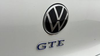 Volkswagen Golf GTE DSG