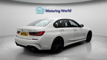 BMW 3 Series 330E M SPORT